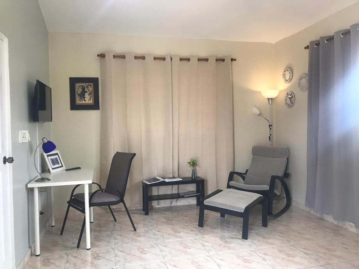 Casa Coral B&B ลาโรมานา ภายนอก รูปภาพ