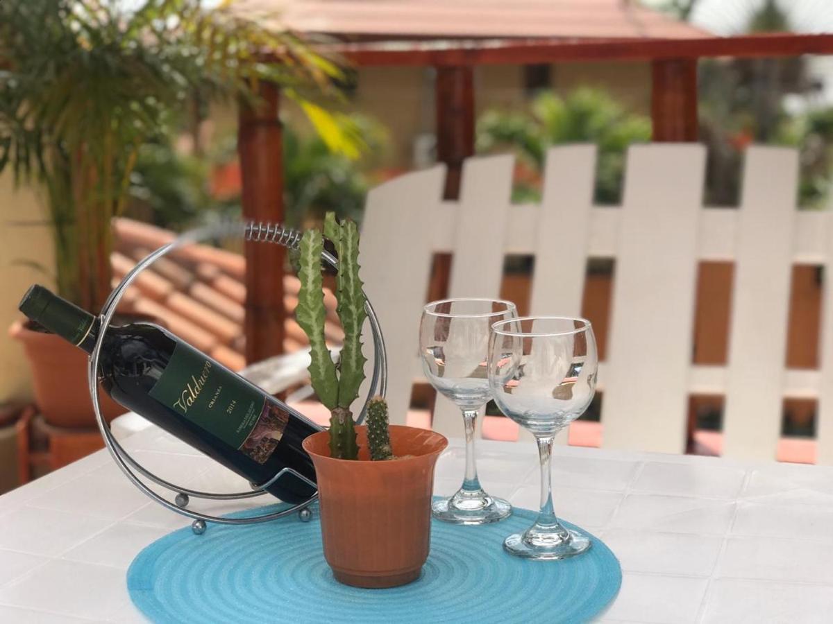 Casa Coral B&B ลาโรมานา ภายนอก รูปภาพ